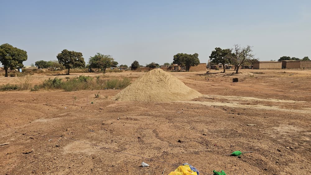 Parcelle à vendre – Yagbgo, Commune de Saaba (Route Tanlarghin)